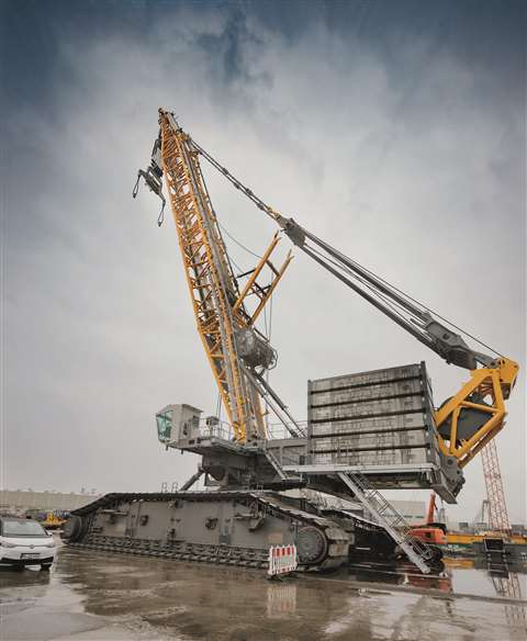 Liebherr’s new 2,500 tonne crawler crane, the LR 12500-1.0